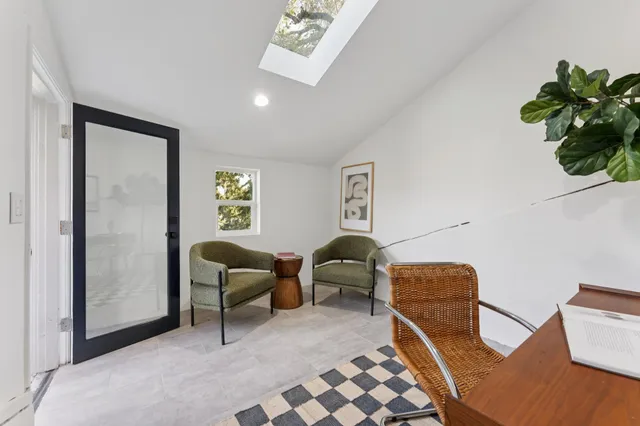 $998,000 | 3945 Canon Avenue, Oakland, CA 94602