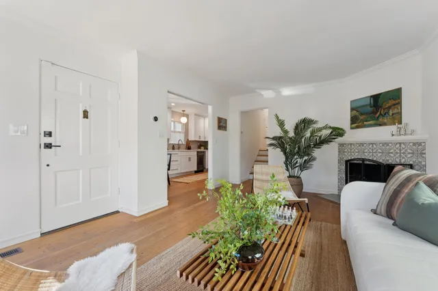 $998,000 | 3945 Canon Avenue, Oakland, CA 94602