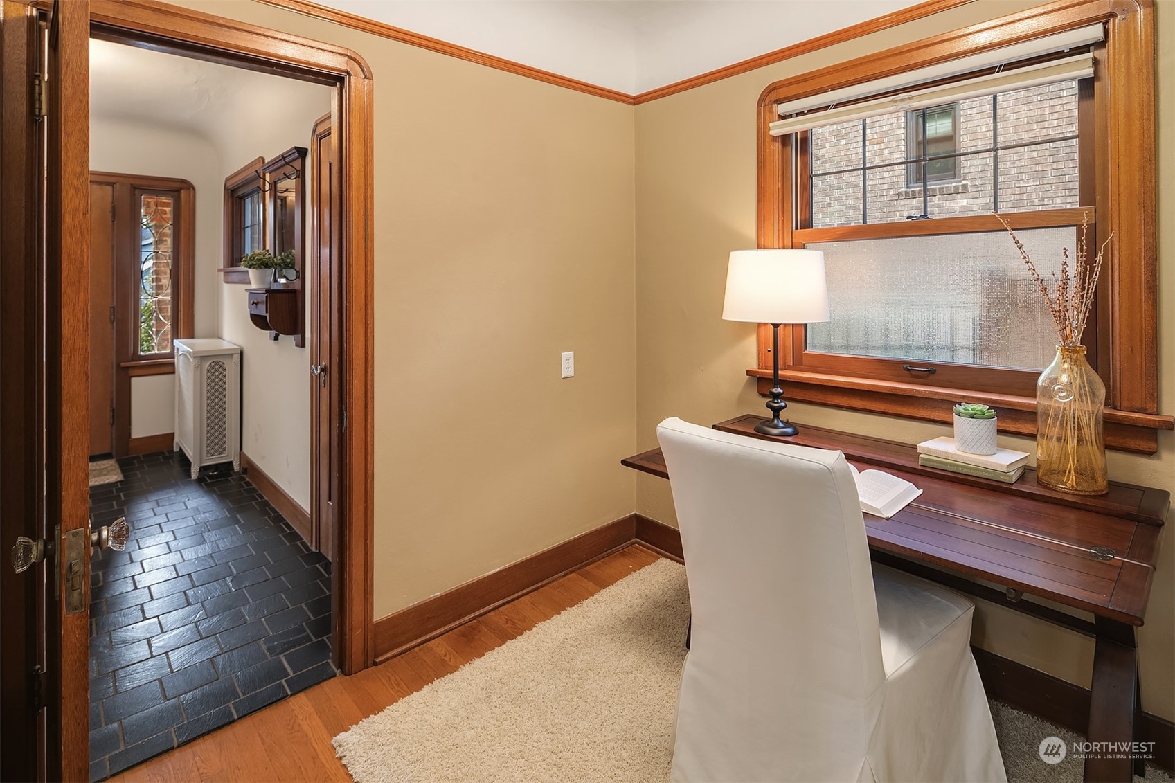 2108 North 39th Street Seattle, WA 98103 - Photo 14 of 28 Gallery Image 14