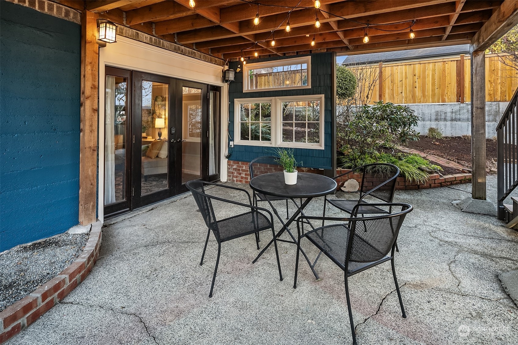 2108 North 39th Street Seattle, WA 98103 - Photo 26 of 28 Gallery Image 26