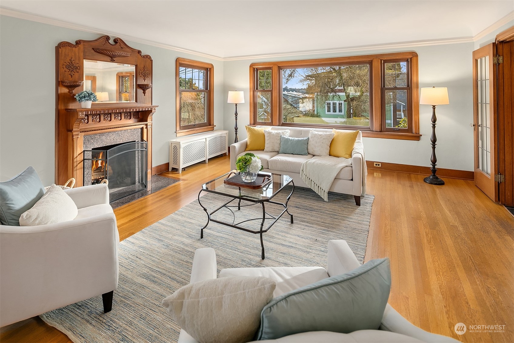 2108 North 39th Street Seattle, WA 98103 - Photo 3 of 28 Gallery Image 3