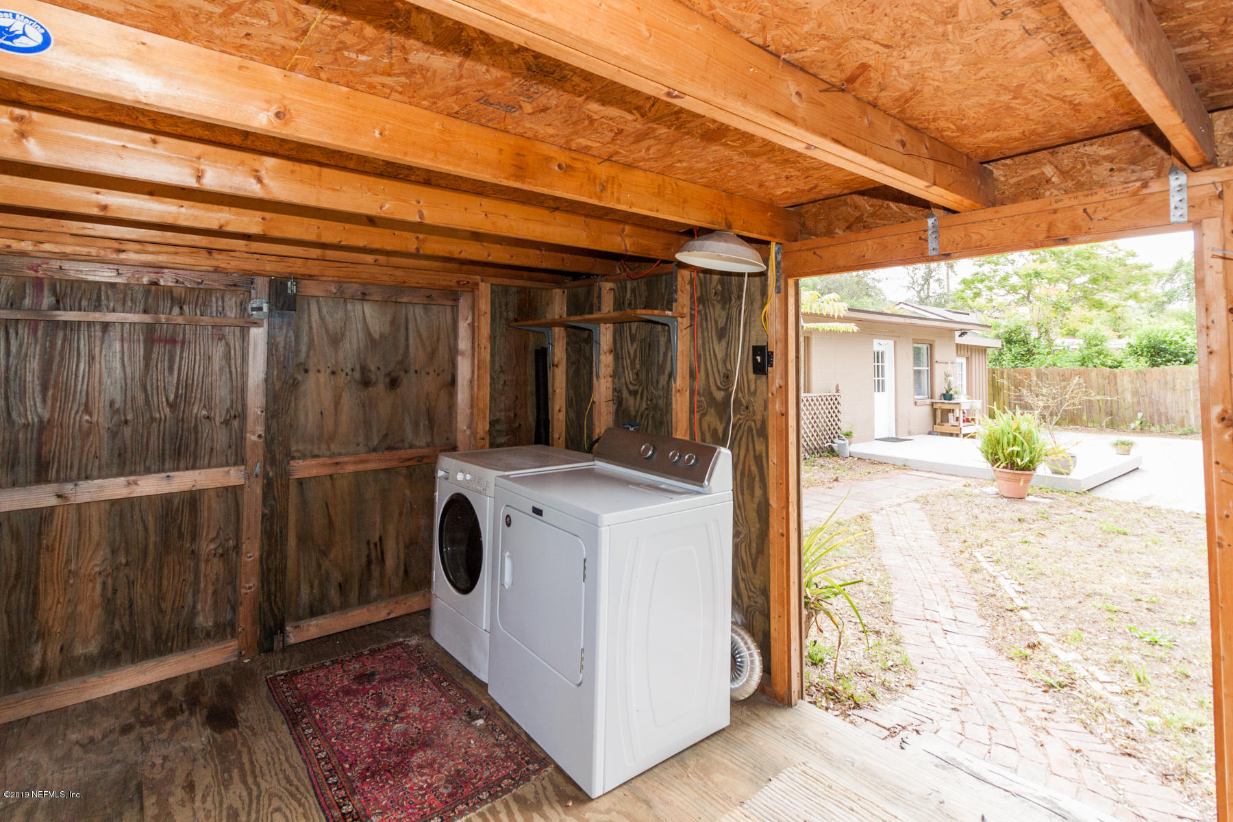 526 Sapelo Road Jacksonville, FL 32216 - Photo 28 of 32 Laundry Area