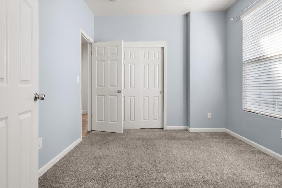 478 Churchill Way Salinas, CA 93906 - Photo 20 of 31 an empty room with windows