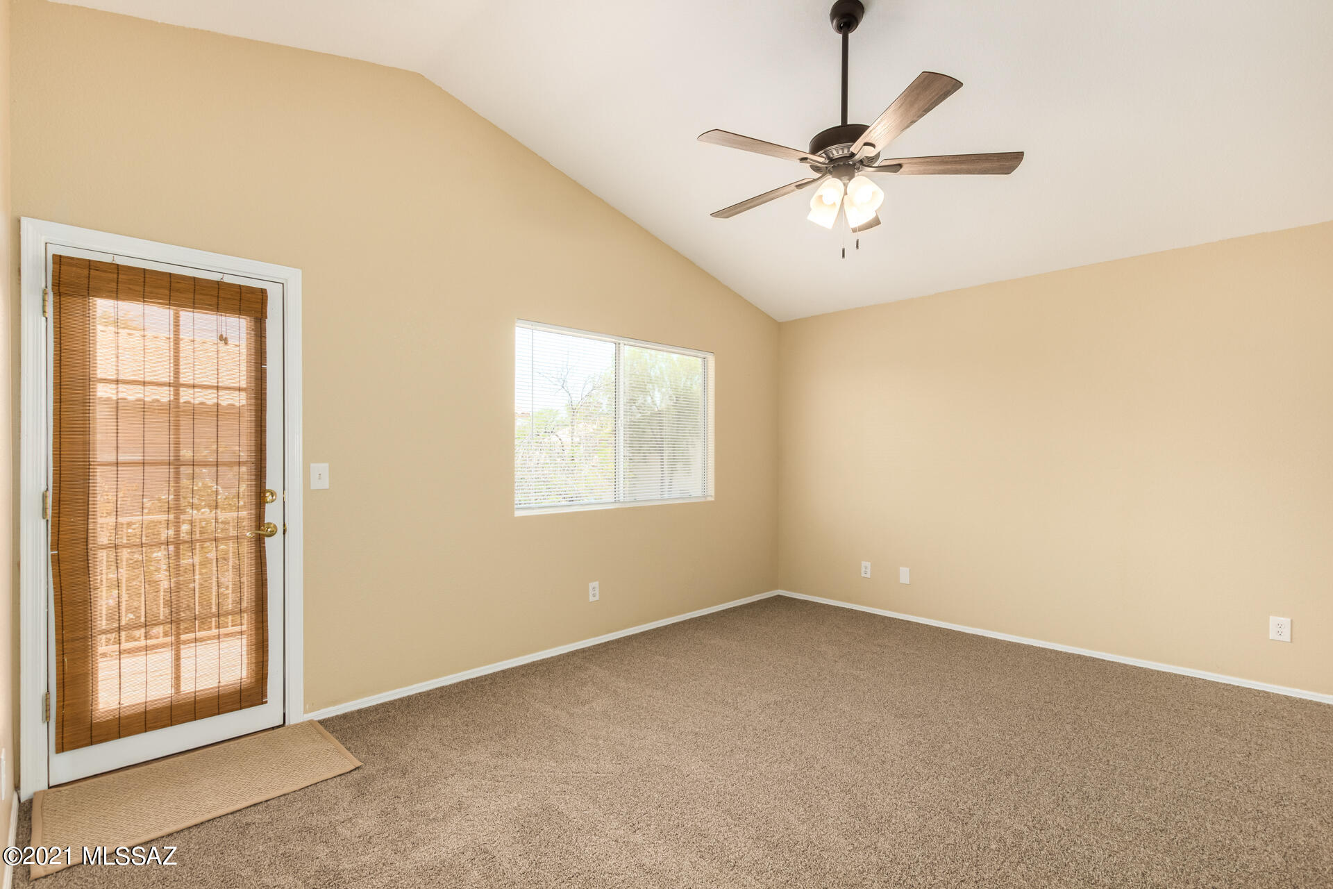 7340 West Maple Ridge Drive Tucson, AZ 85743 - Photo 14 of 27 Gallery Image 14