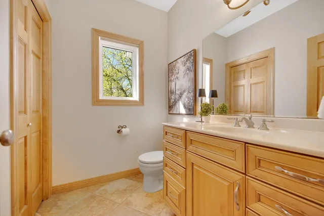 $1,250,000 | 11507 42nd Street Southeast, Clear Lake, MN 55319