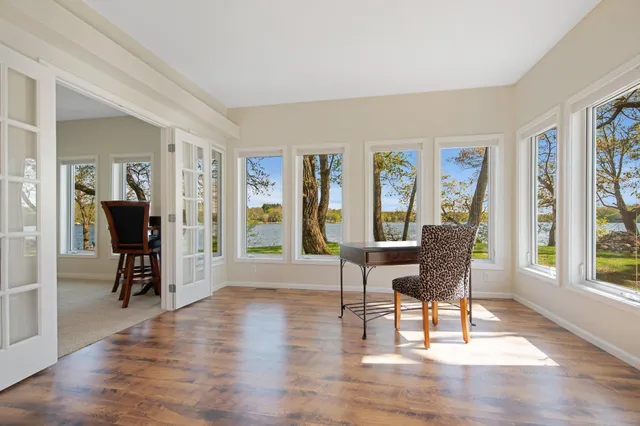 $1,250,000 | 11507 42nd Street Southeast, Clear Lake, MN 55319