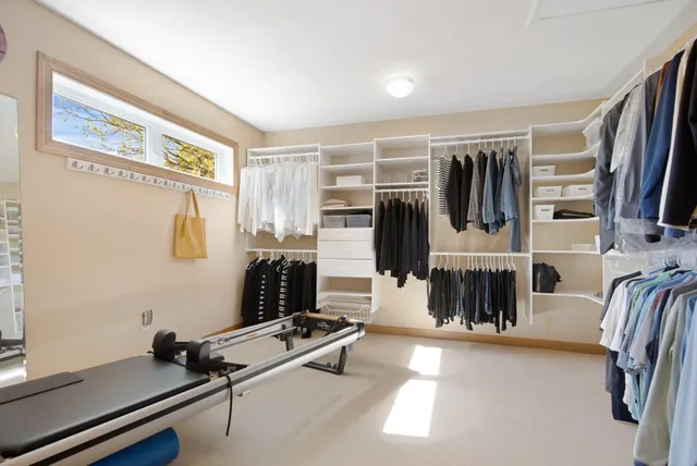 $1,250,000 | 11507 42nd Street Southeast, Clear Lake, MN 55319