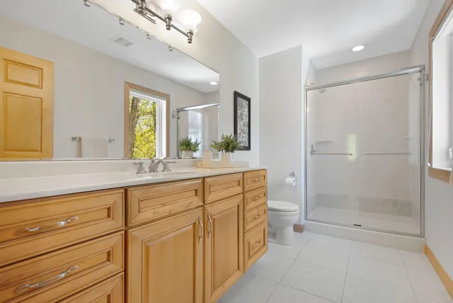 $1,250,000 | 11507 42nd Street Southeast, Clear Lake, MN 55319