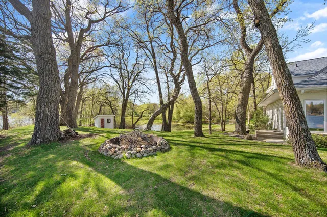 $1,250,000 | 11507 42nd Street Southeast, Clear Lake, MN 55319