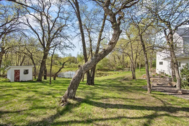 $1,250,000 | 11507 42nd Street Southeast, Clear Lake, MN 55319