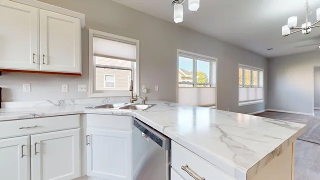 $299,500 | 802 Escalade Lane, Owatonna, MN 55060