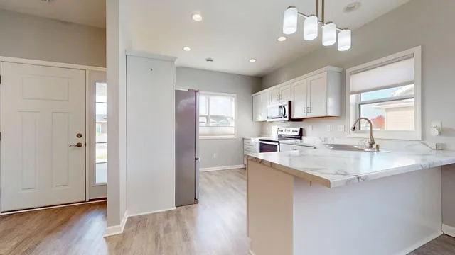 $299,500 | 802 Escalade Lane, Owatonna, MN 55060