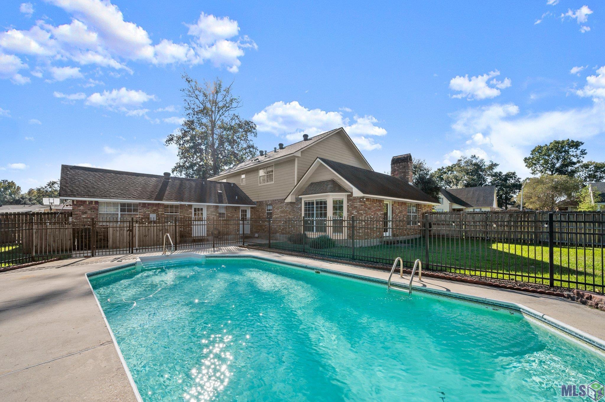 8533 Briarwood Place Baton Rouge, LA 70809 - Photo 23 of 30 Gallery Image 23