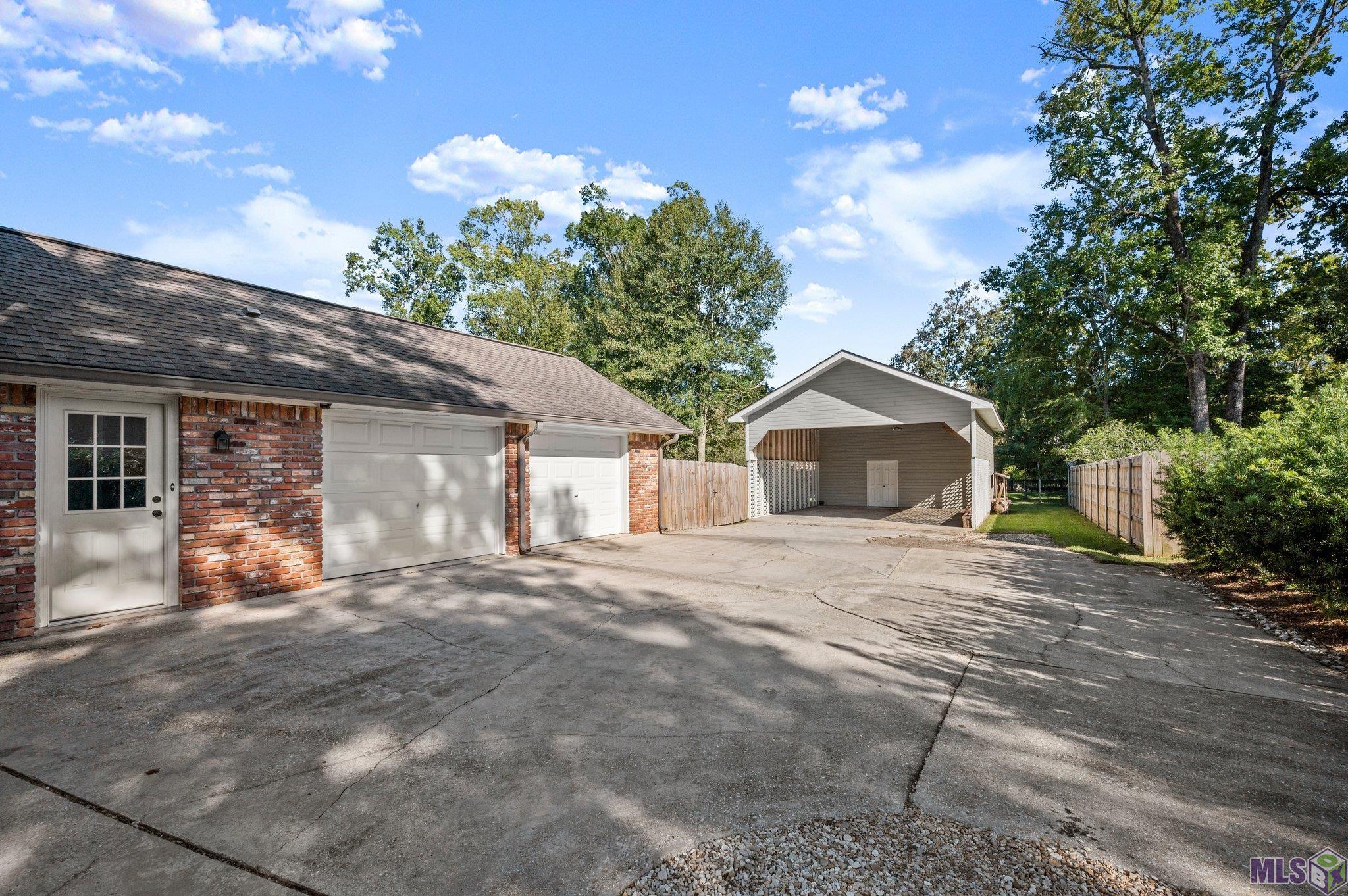 8533 Briarwood Place Baton Rouge, LA 70809 - Photo 27 of 30 Gallery Image 27