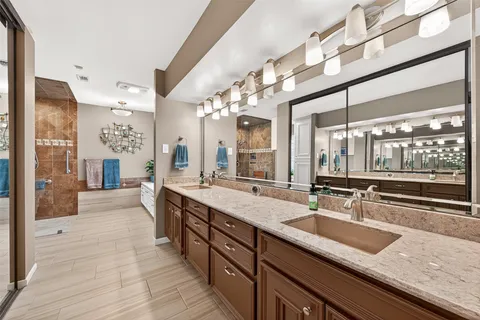 $569,000 | 303 Longview Drive, Sugar Land, TX 77478