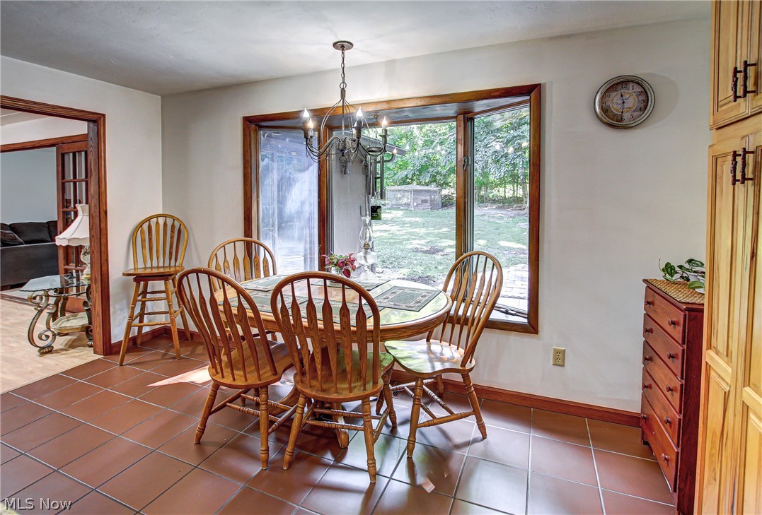 1975 Claus Road Vermilion, OH 44089 - Photo 4 of 35 Gallery Image 4
