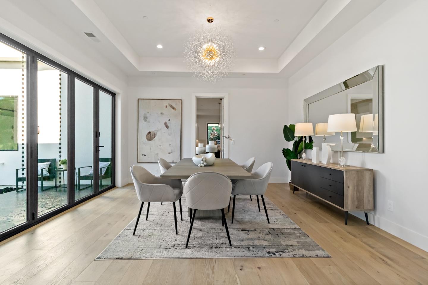 292 Quinnhill Road Los Altos, CA 94024 - Photo 13 of 24 Gallery Image 13