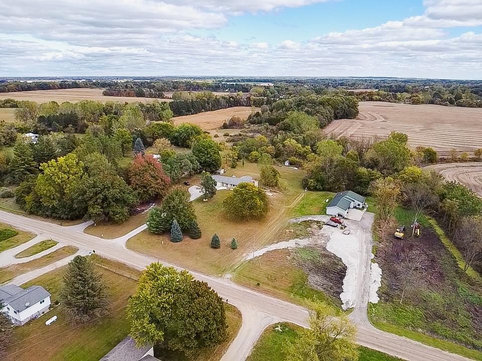 14392 North Vassar Road Millington, MI 48746 - Photo 30 of 95 50191154-ce3a14b2-ccd6-4929-bfea-e9d964202040.JPG