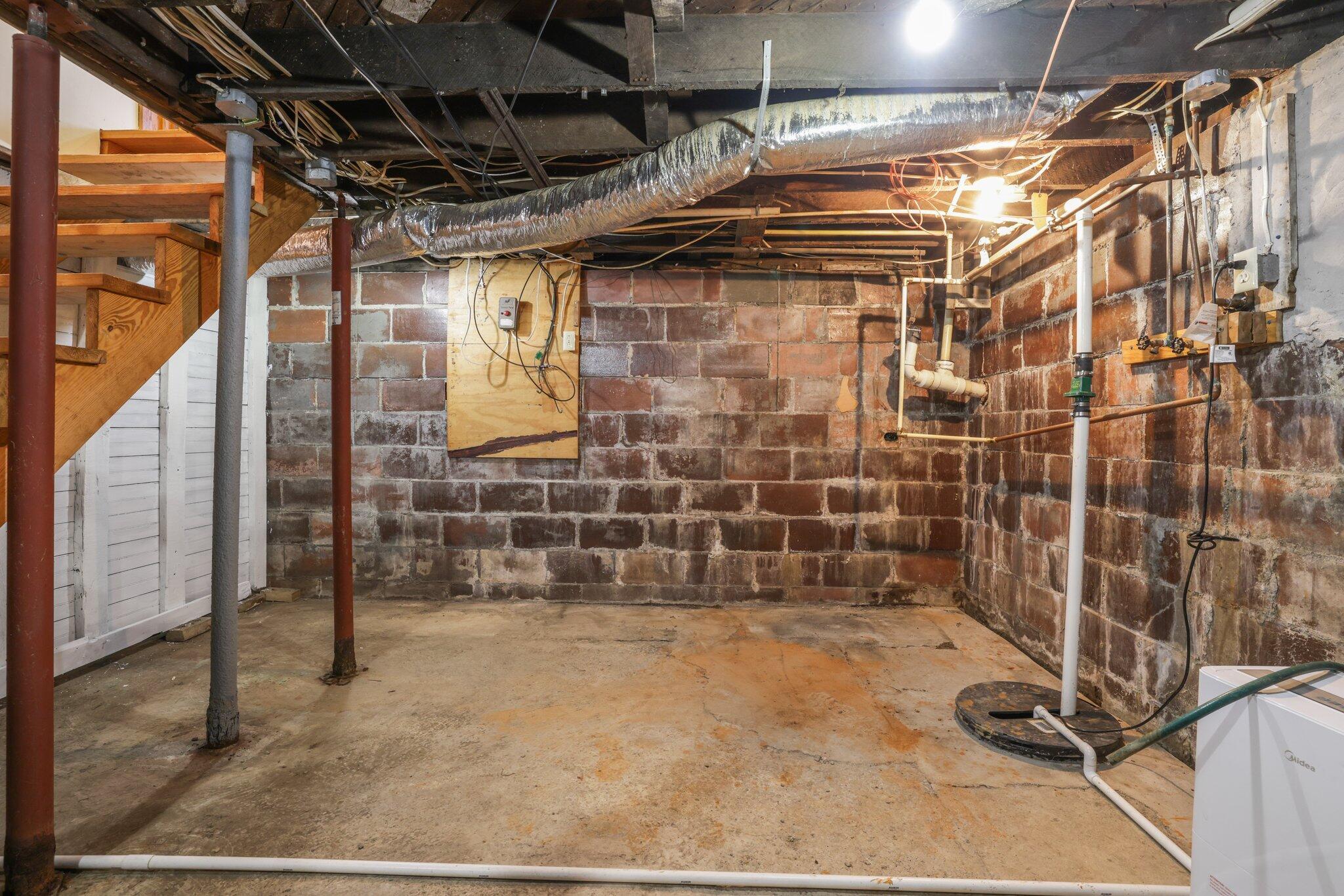 865 Cemetery Road New Lexington, OH 43764 - Photo 40 of 46 Basement