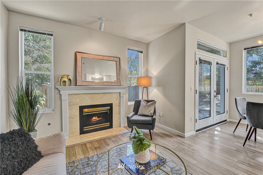 8515 244th Street Southwest, Unit A5 Edmonds, WA 98026 - Photo 4 of 19