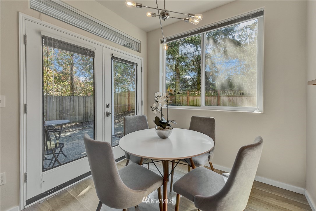 8515 244th Street Southwest, Unit A5 Edmonds, WA 98026 - Photo 6 of 19