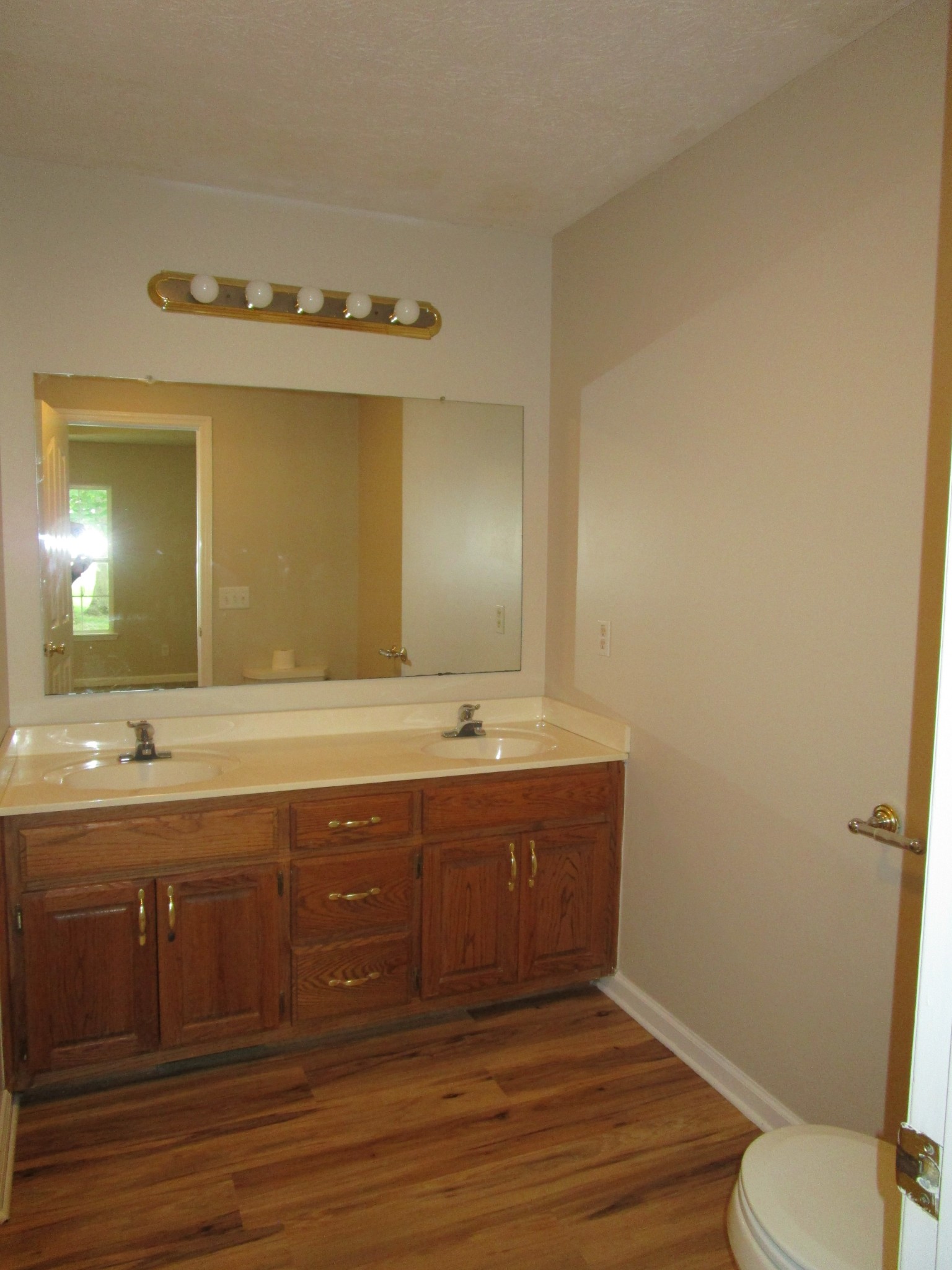 619 Lear Road Portland, TN 37148 - Photo 35 of 43 a bathroom with a sink and a mirror