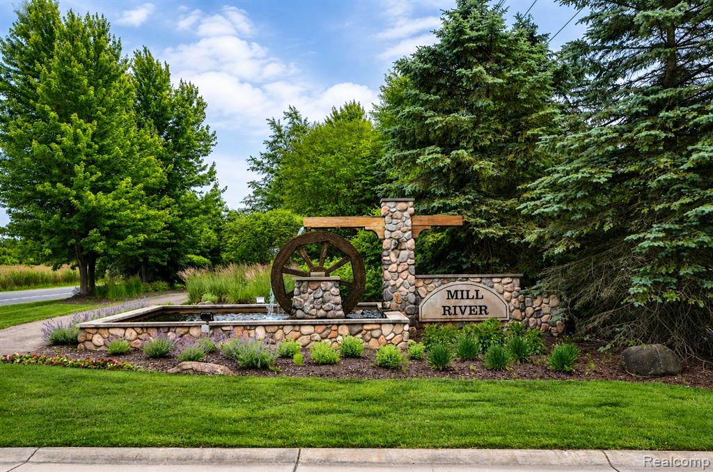 57549 Windmill Pointe New Hudson, MI 48165 - Photo 54 of 55
