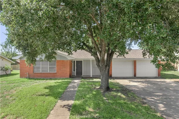 $299,900 | 309 Borderbrook Drive, Bryan, TX 77801