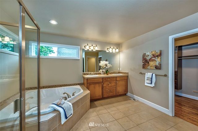 $1,078,000 | 11826 179th Place Northeast, Redmond, WA 98052