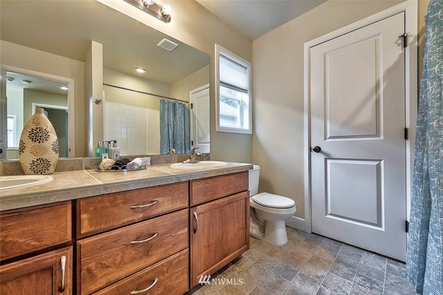 $1,078,000 | 11826 179th Place Northeast, Redmond, WA 98052