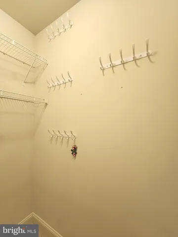 $219,900 | 3000 Fountainview Circle, Unit 3411, Newark, DE 19713