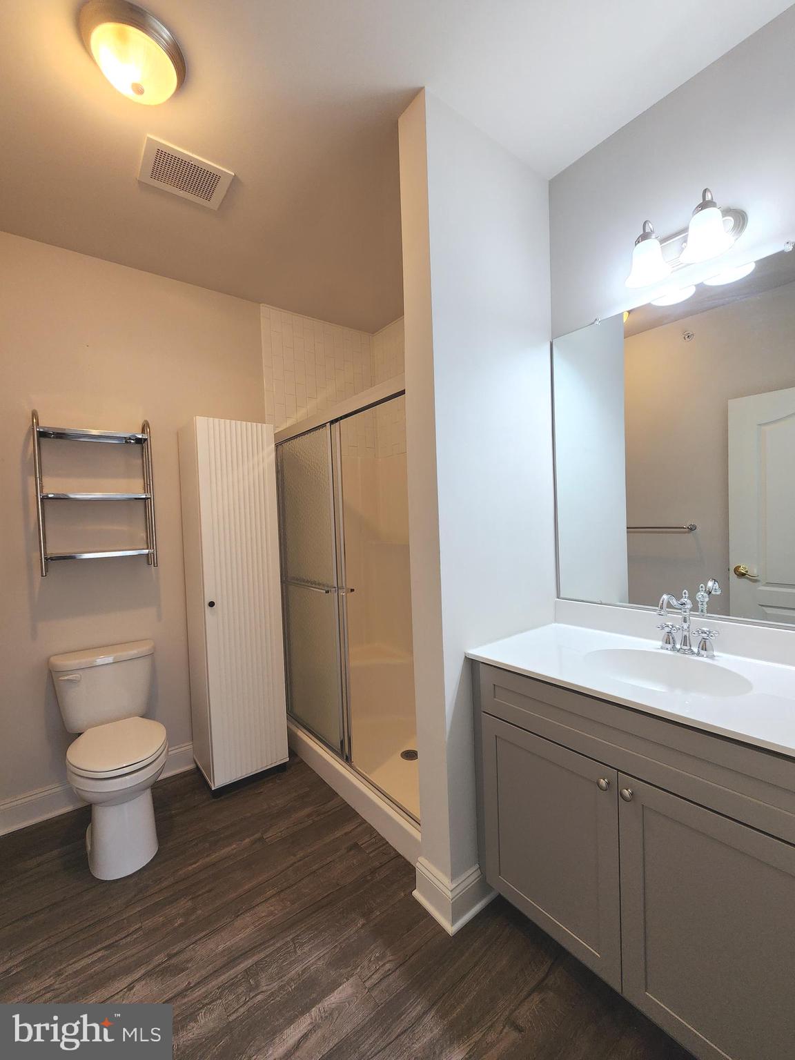 3000 Fountainview Circle, Unit 3411 Newark, DE 19713 - Photo 26 of 35 a bathroom with a sink and a mirror