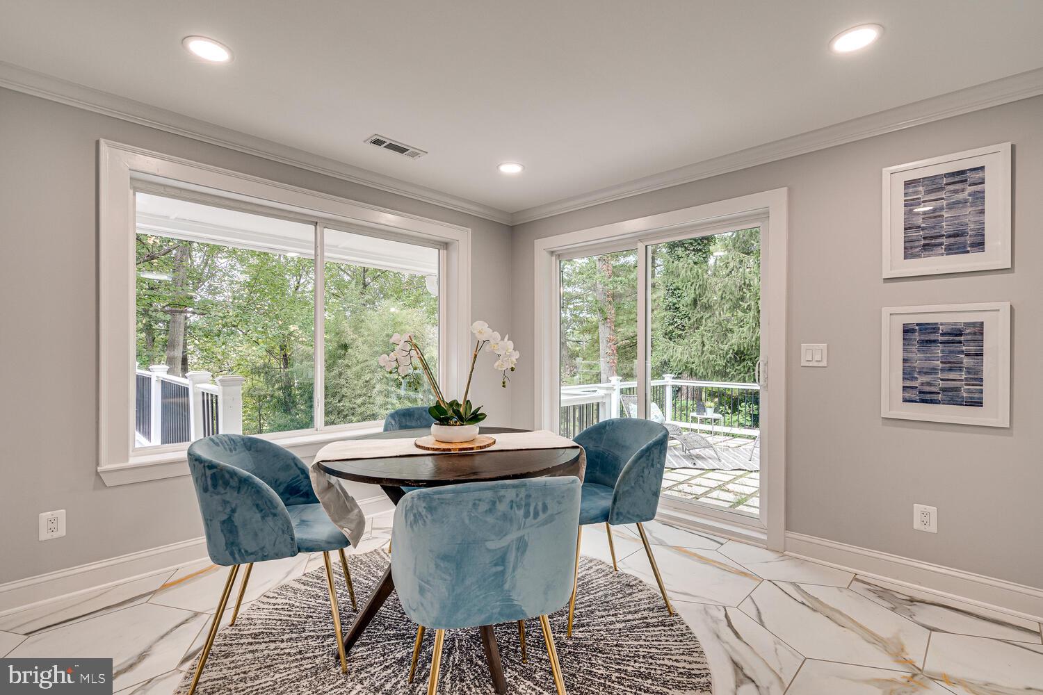 9432 Emory Grove Road Gaithersburg, MD 20877 - Photo 21 of 87 Breakfast Area