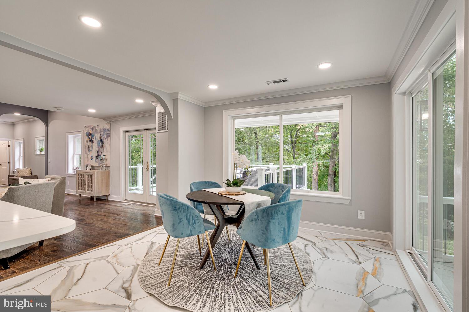 9432 Emory Grove Road Gaithersburg, MD 20877 - Photo 22 of 87 Breakfast Area