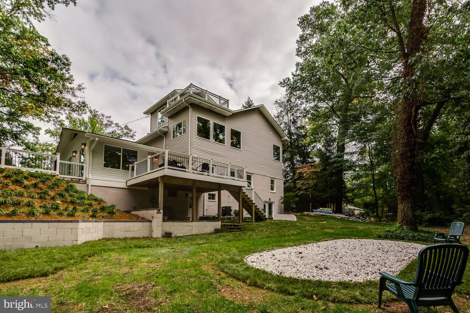 9432 Emory Grove Road Gaithersburg, MD 20877 - Photo 61 of 87 Exterior Rear