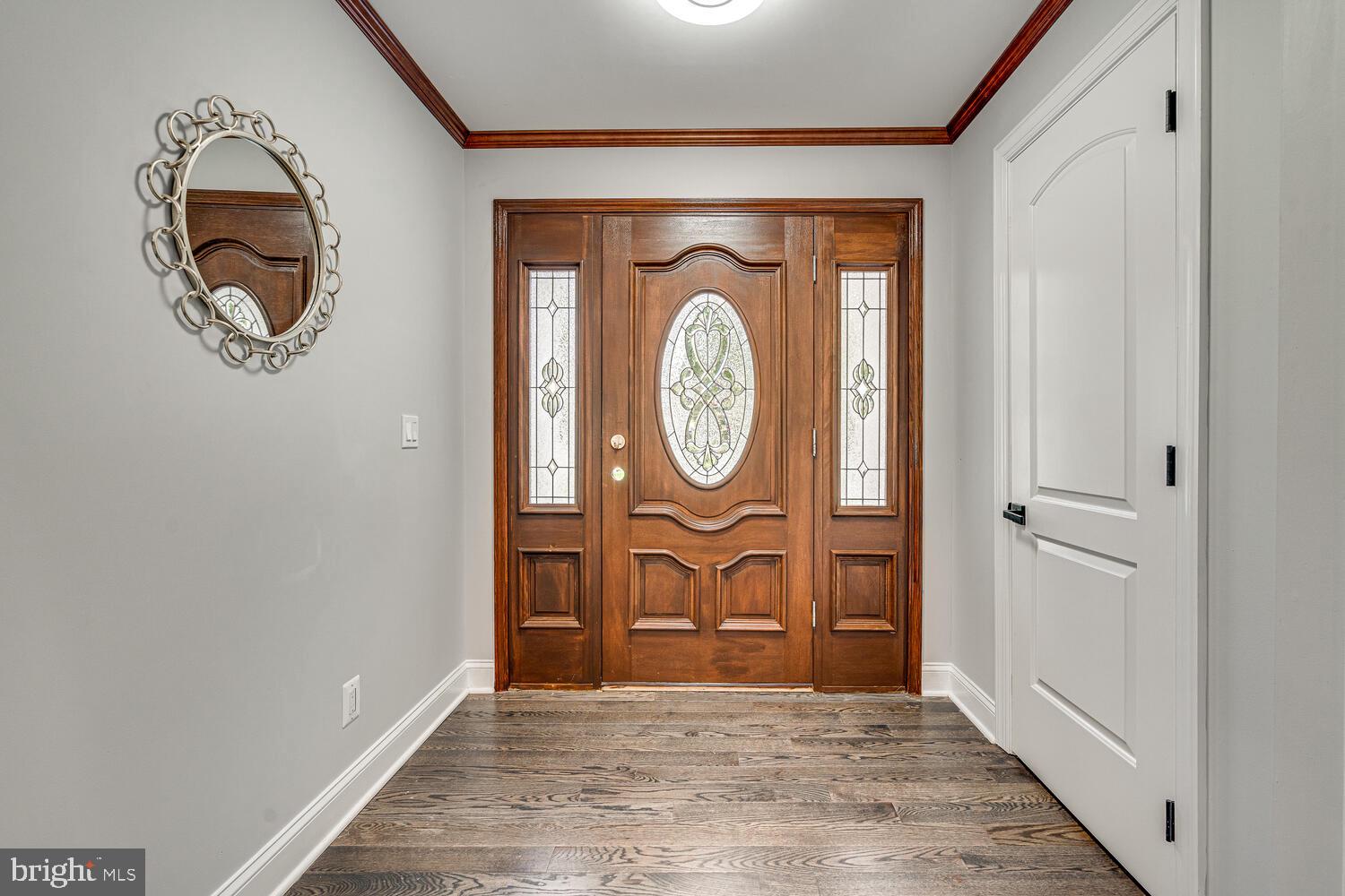 9432 Emory Grove Road Gaithersburg, MD 20877 - Photo 7 of 87 Foyer