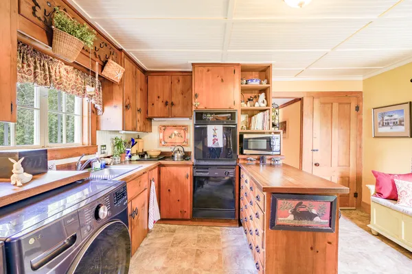 $599,900 | 93 Elm Street, Camden, ME 04843