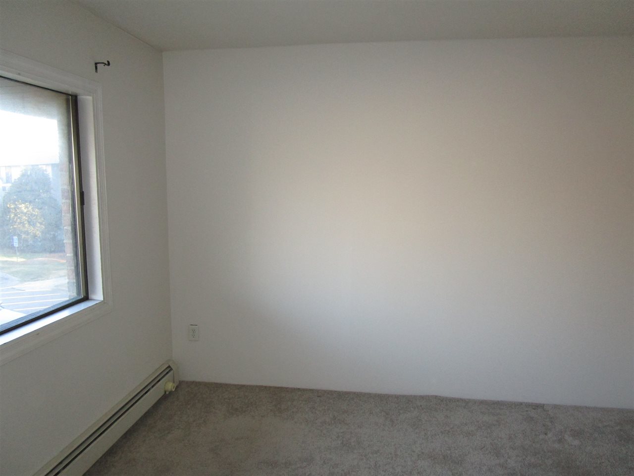 13 Strawberry Bank Road, Unit 19 Nashua, NH 03062 - Photo 14 of 22