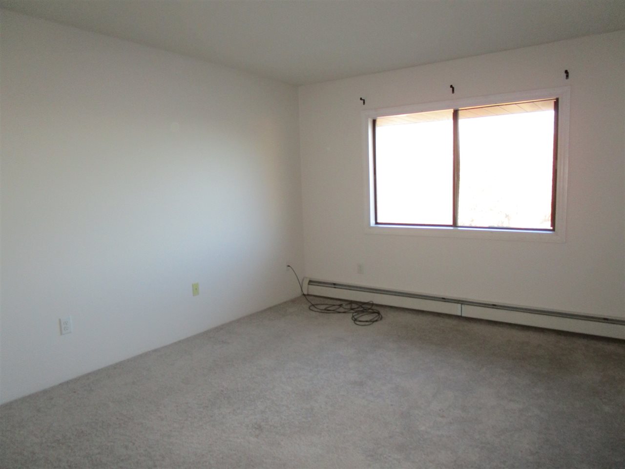 13 Strawberry Bank Road, Unit 19 Nashua, NH 03062 - Photo 15 of 22