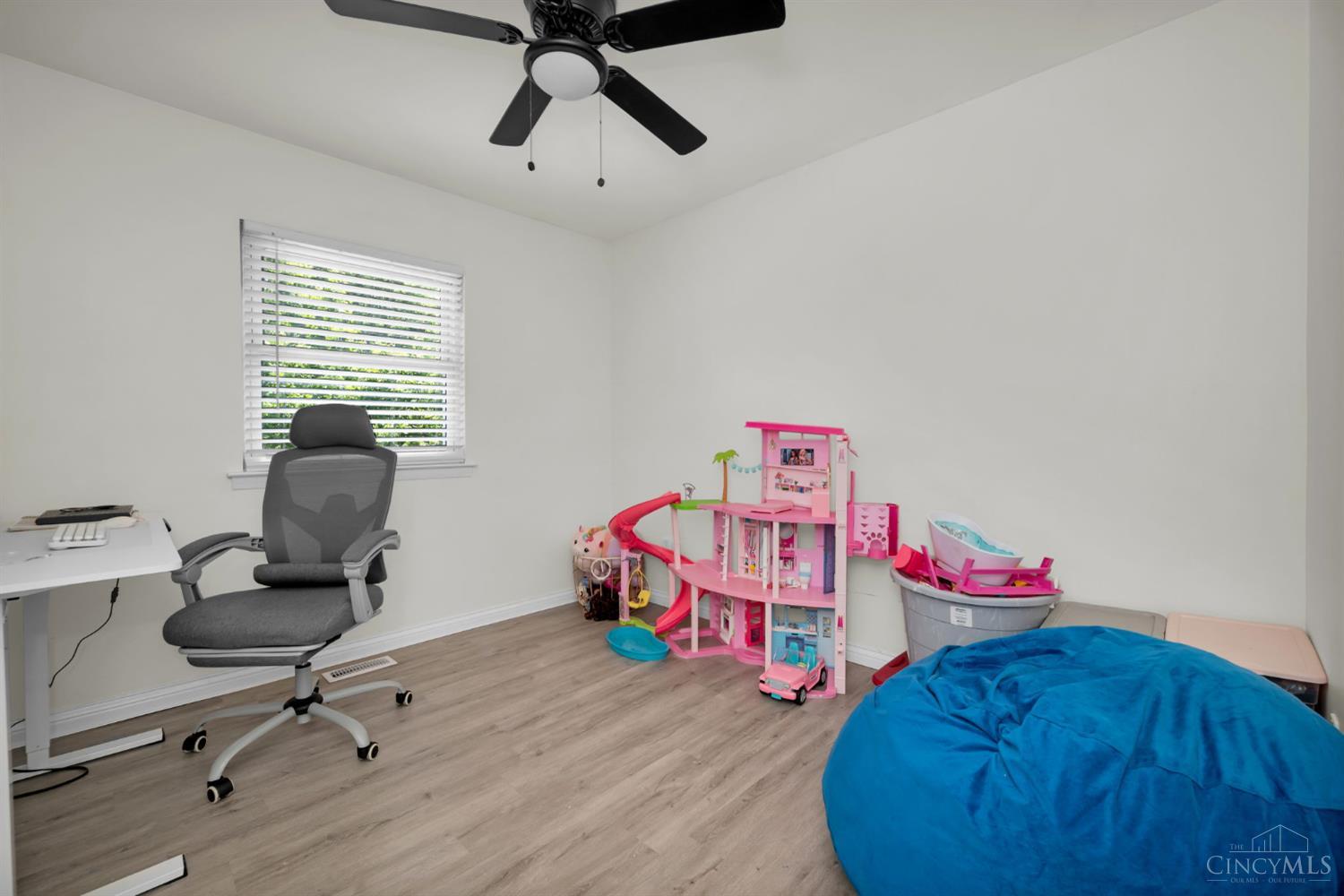 11649 Kenn Road Cincinnati, OH 45240 - Photo 15 of 36