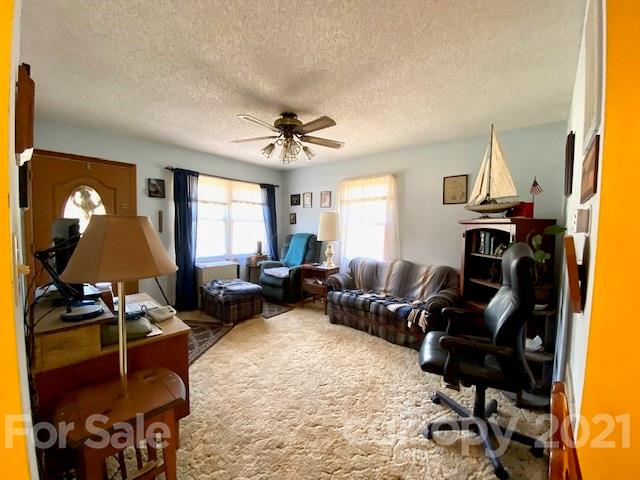 2210 Travis Road Conover, NC 28613 - Photo 2 of 12 Gallery Image 2