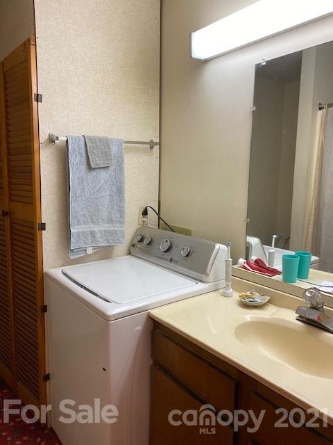 2210 Travis Road Conover, NC 28613 - Photo 5 of 12 Gallery Image 5