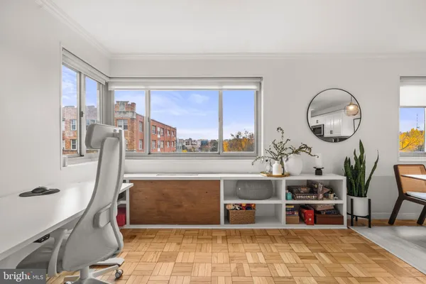 $525,000 | 4600 Connecticut Avenue Northwest, Unit 810, Washington, DC 20008