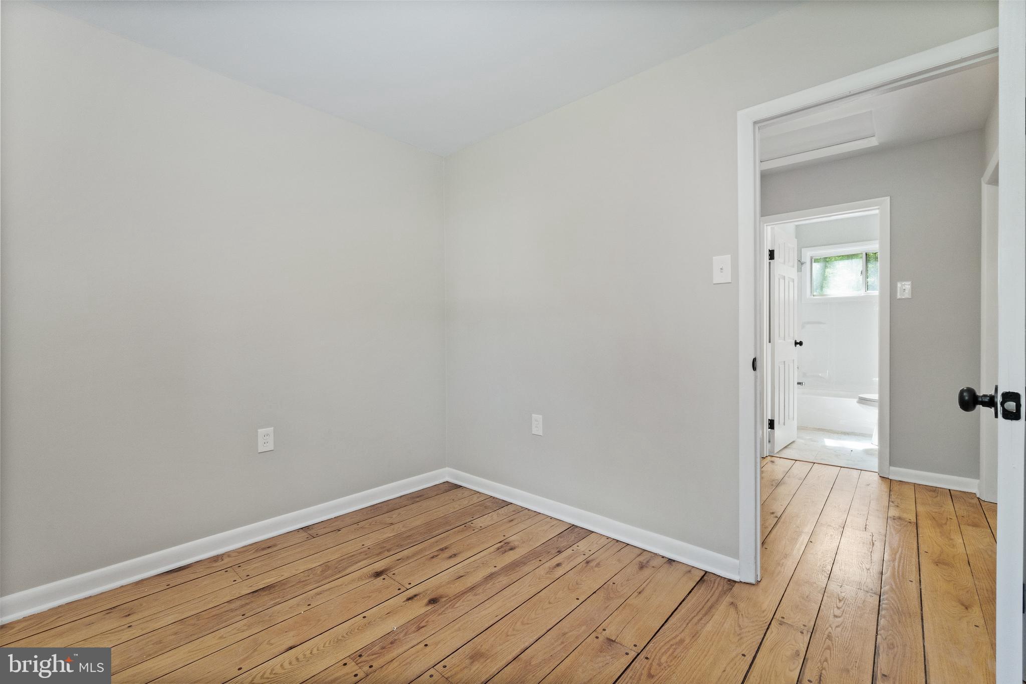 98 Wanner Road Reading, PA 19606 - Photo 27 of 30 wooden floor in an empty room
