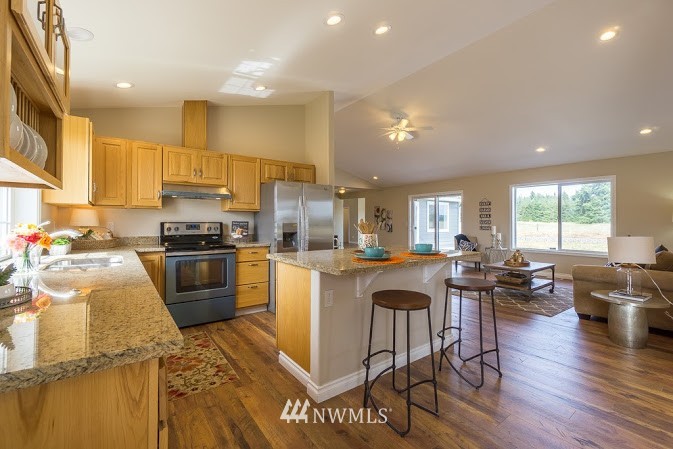 7202 Blockhouse Lane Southwest Rochester, WA 98579 - Photo 10 of 25