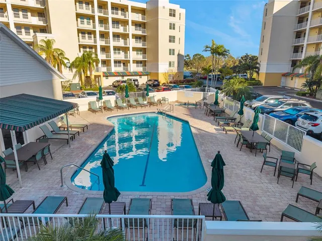 $524,990 | 1200 Country Club Drive, Unit 2206, Largo, FL 33771