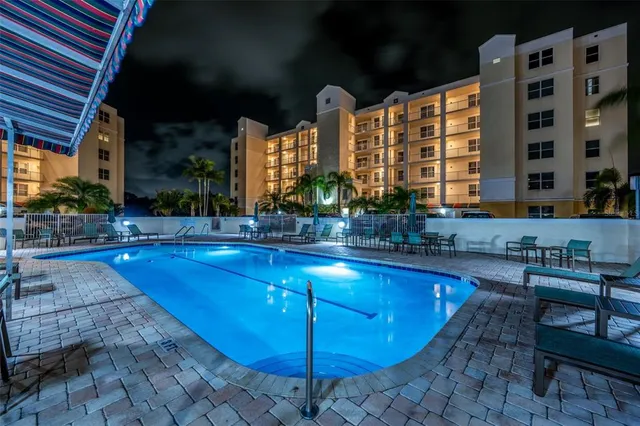 $524,990 | 1200 Country Club Drive, Unit 2206, Largo, FL 33771