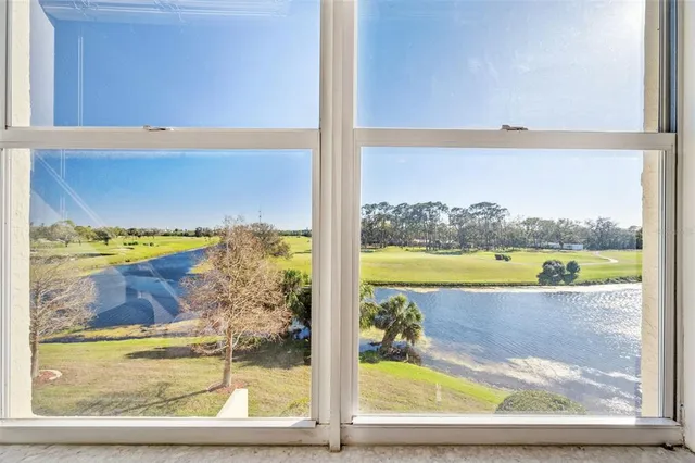 $524,990 | 1200 Country Club Drive, Unit 2206, Largo, FL 33771