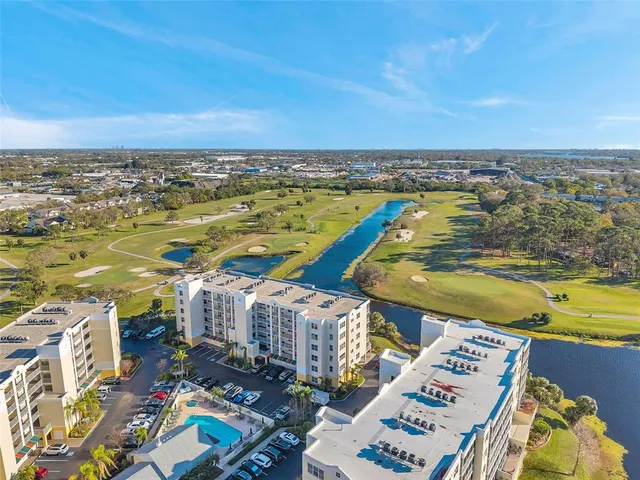 $524,990 | 1200 Country Club Drive, Unit 2206, Largo, FL 33771