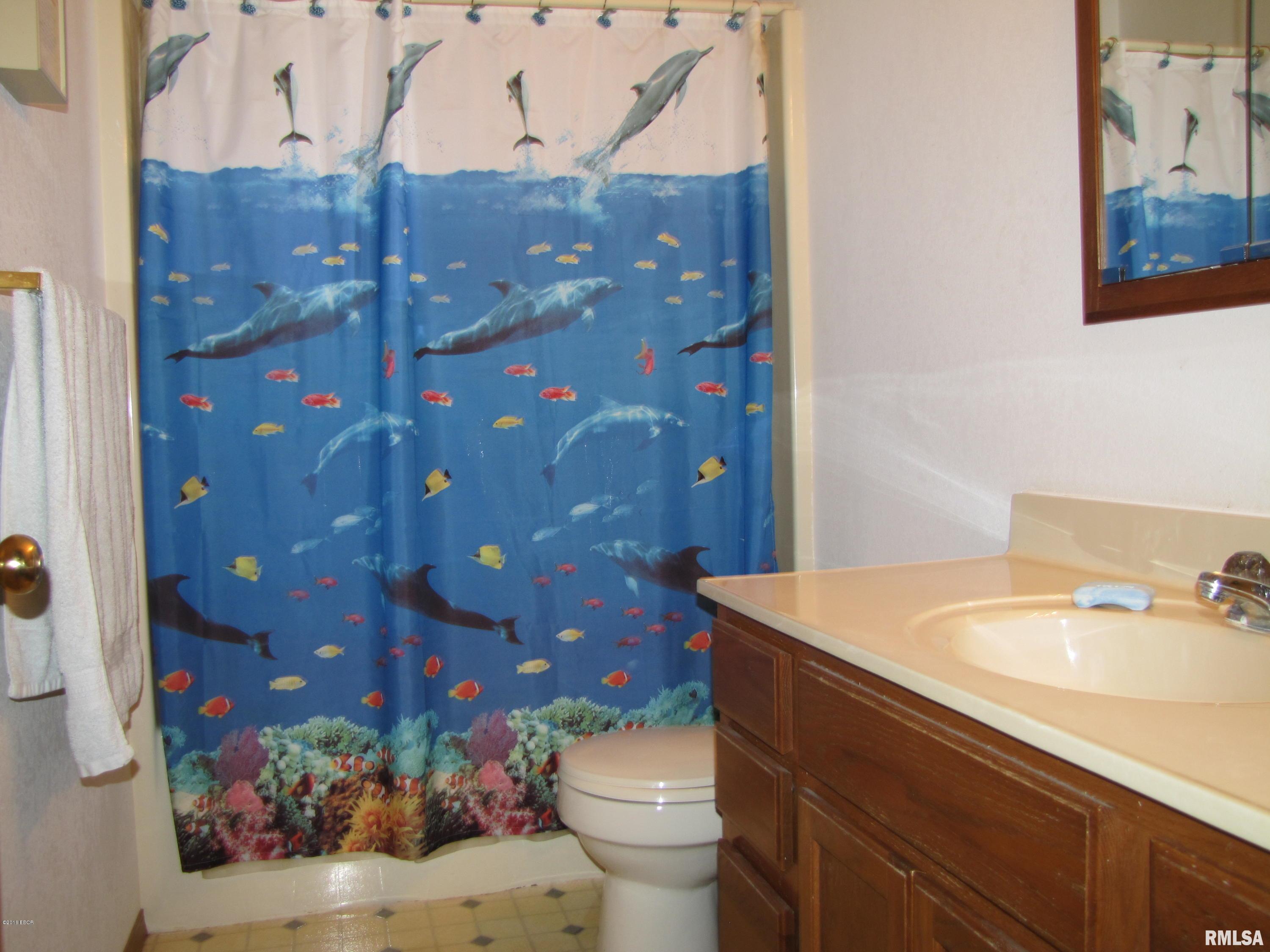 1803 Old Salem Road Kell, IL 62853 - Photo 12 of 50 Gallery Image 12